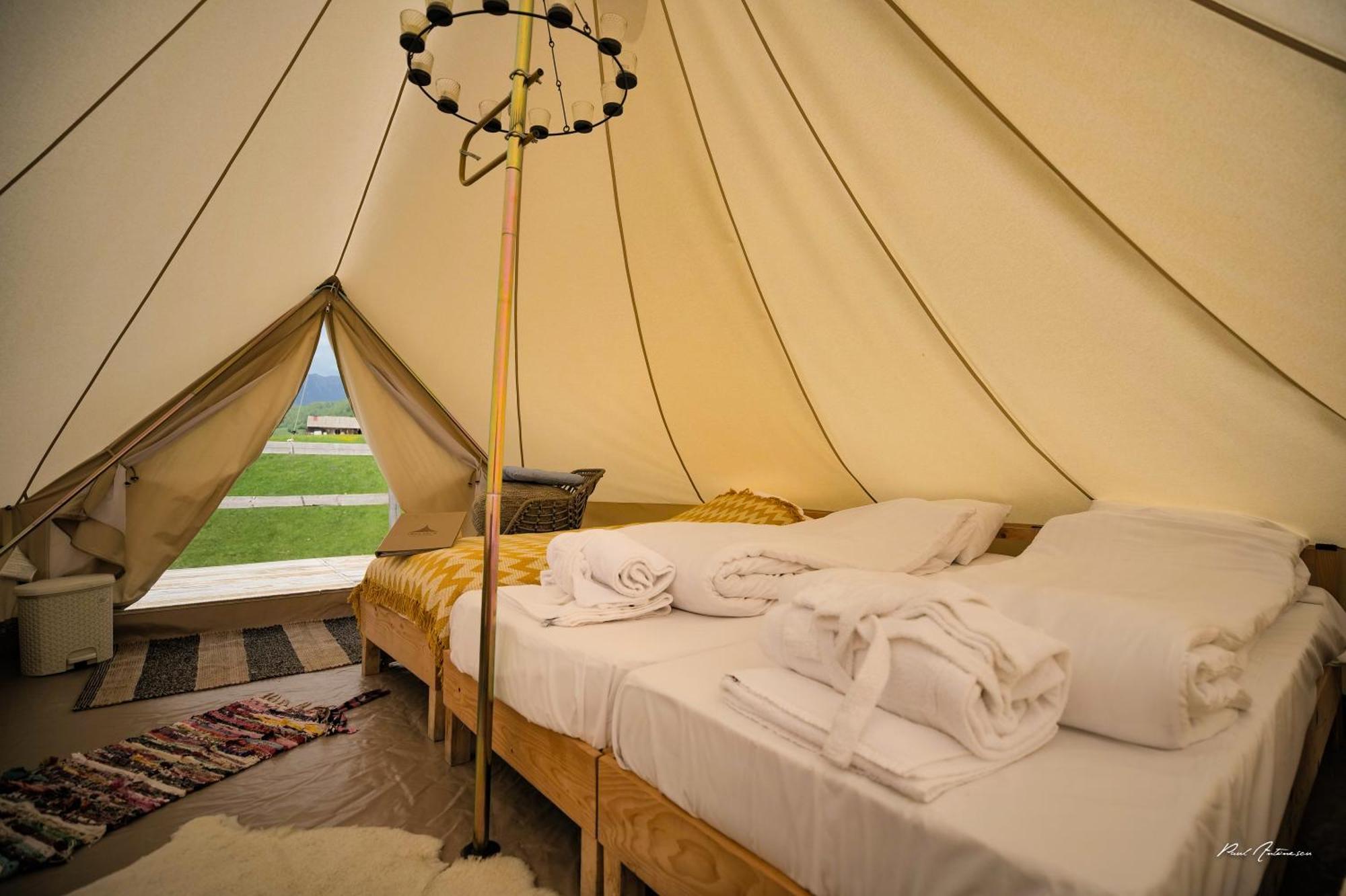 Ursa Mica Glamping