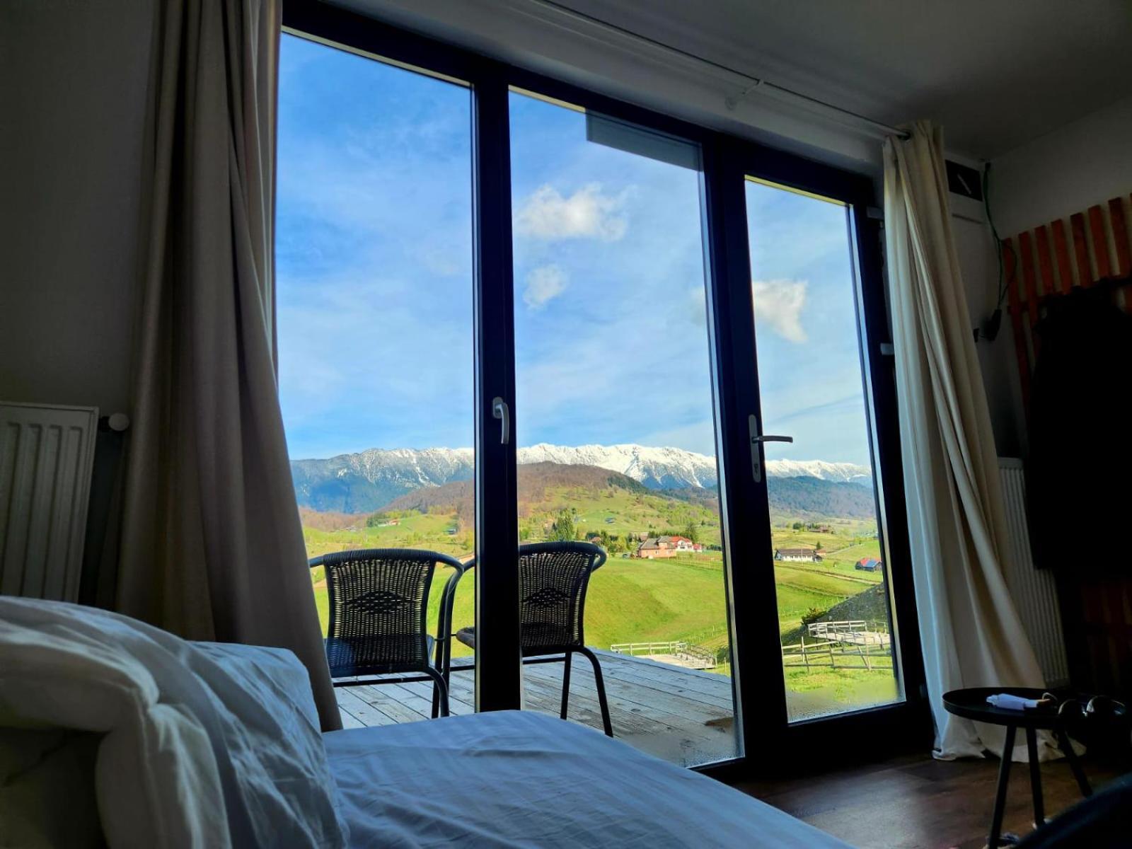 Ursa Mica Glamping Resort