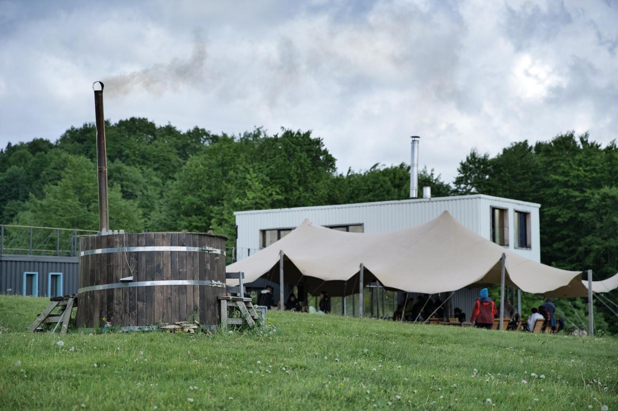 Resort Ursa Mica Glamping Sirnea